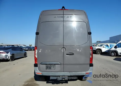 2019 Mercedes-Benz Sprinter 2500 из США, поврежденный, VIN W1W4EBVY2KT017465